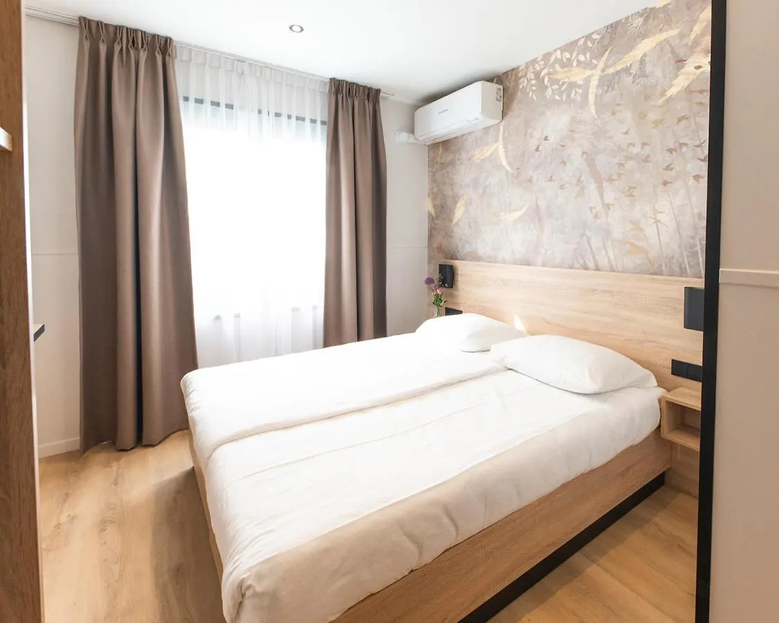 Hotel Van Gelder アムステルダム 2*,