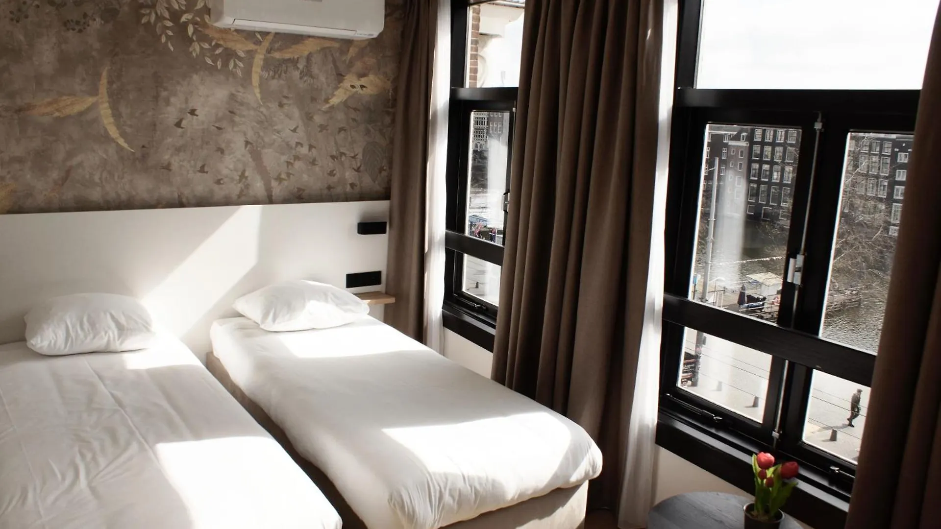 **  Hotel Van Gelder アムステルダム オランダ
