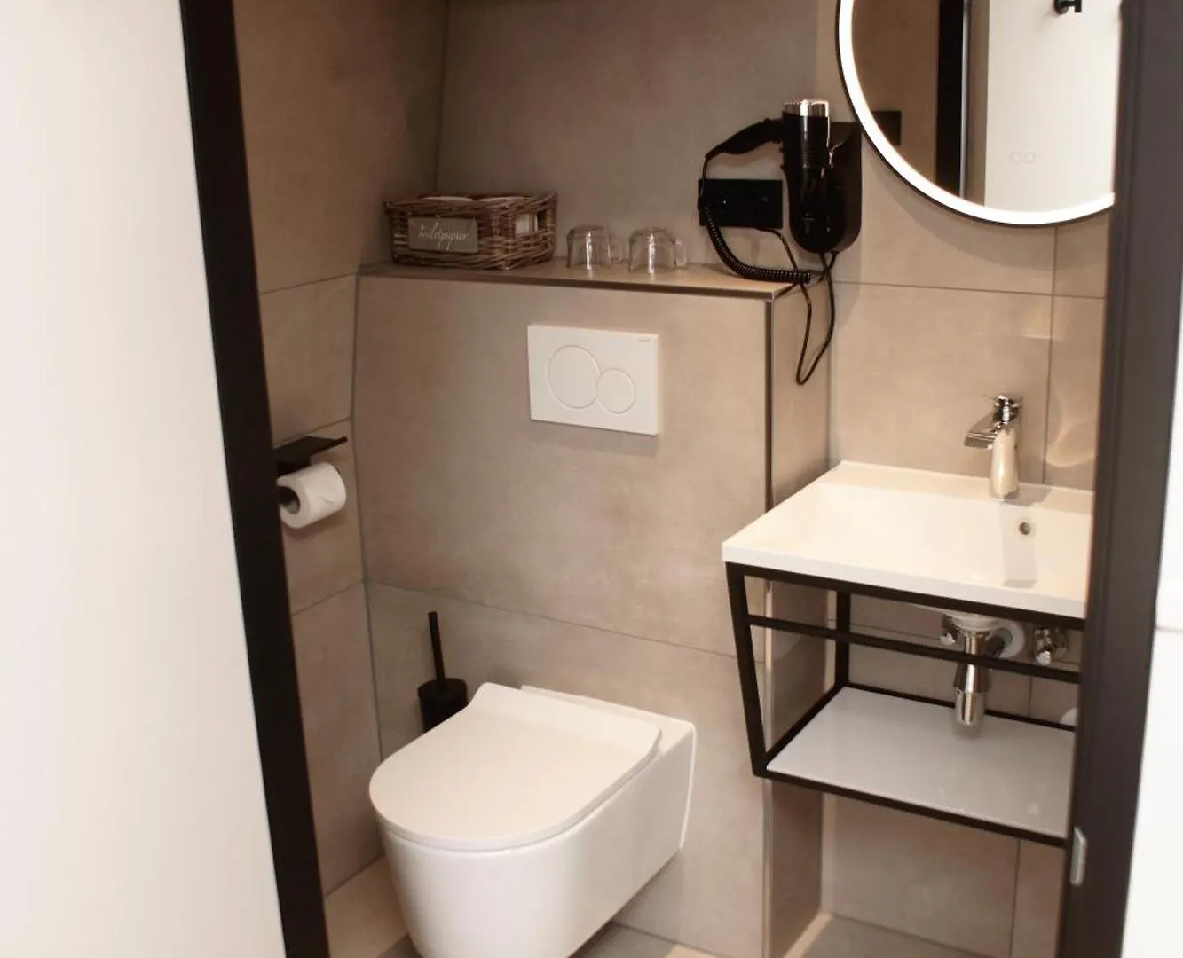 Hotel van Gelder Amsterdam 2*,